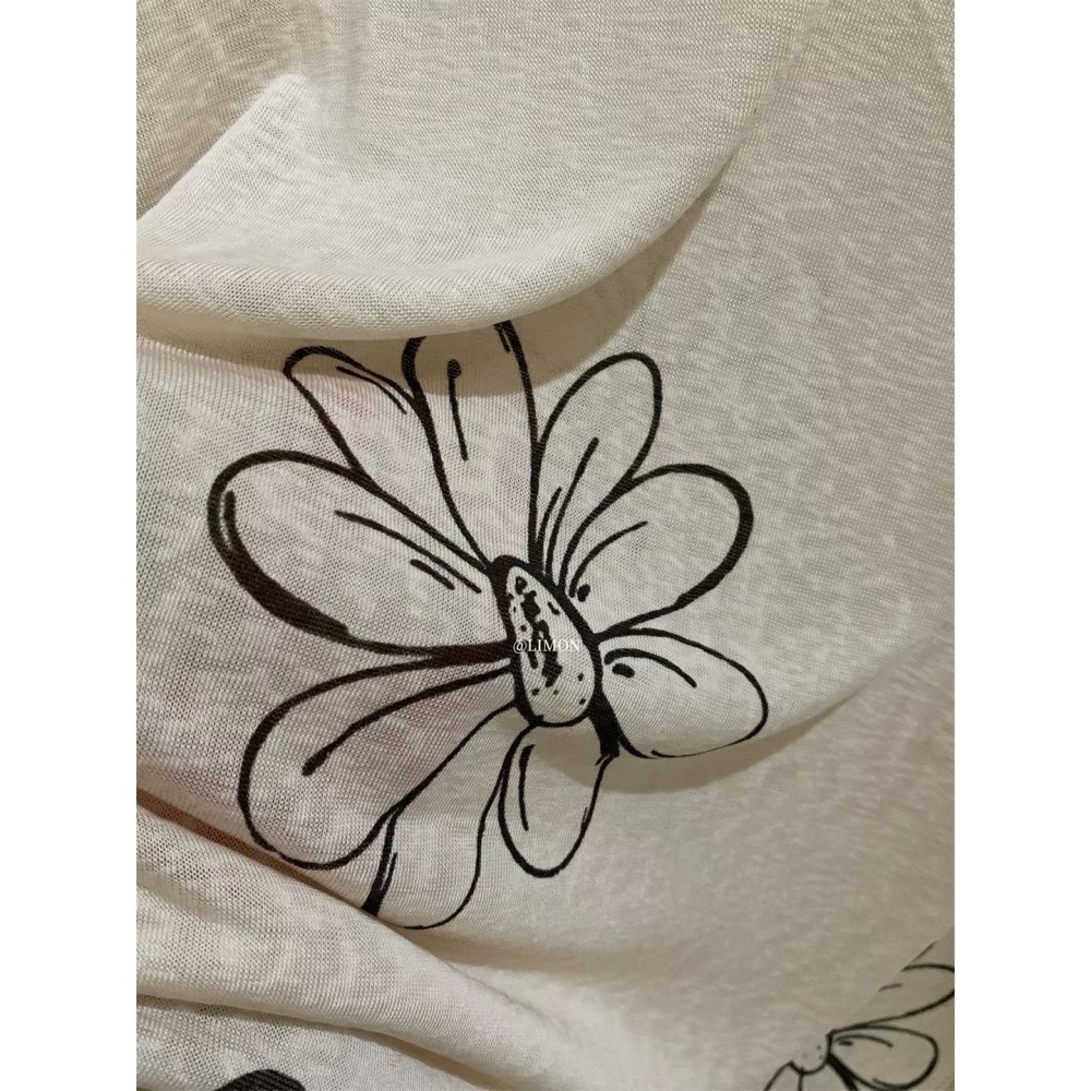 現貨𖤐兔子魚✓║9080 thelimon 檸檬綠茶 早秋上衣 慵懶風上衣 花朵上衣 防曬衫 寬鬆上衣 寬鬆上衣 透-細節圖3