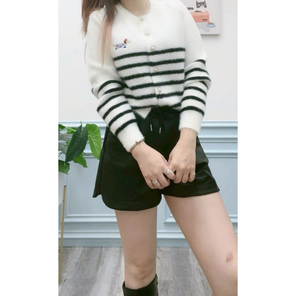 現貨𖤐兔子魚✓║711 刺繡毛衣 小狗毛衣 開釦毛衣 橫條毛衣 仿水貂毛毛衣 小圖毛衣 可愛毛衣 女毛衣 條紋毛衣 溫-細節圖3