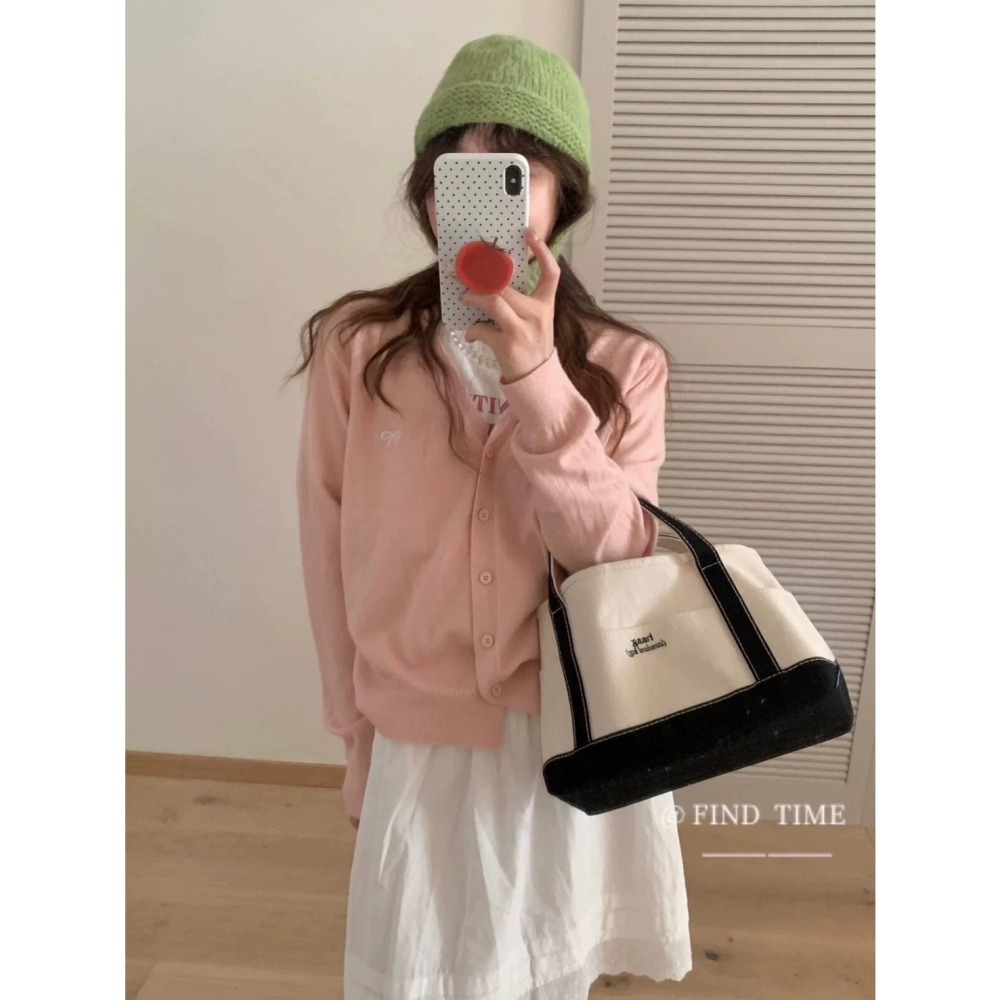 現貨𖤐兔子魚✓║1089 質感罩衫 包芯紗罩衫 刺繡罩衫 蝴蝶結外套 排扣罩衫 針織罩衫 針織上衣 針織外套-細節圖4