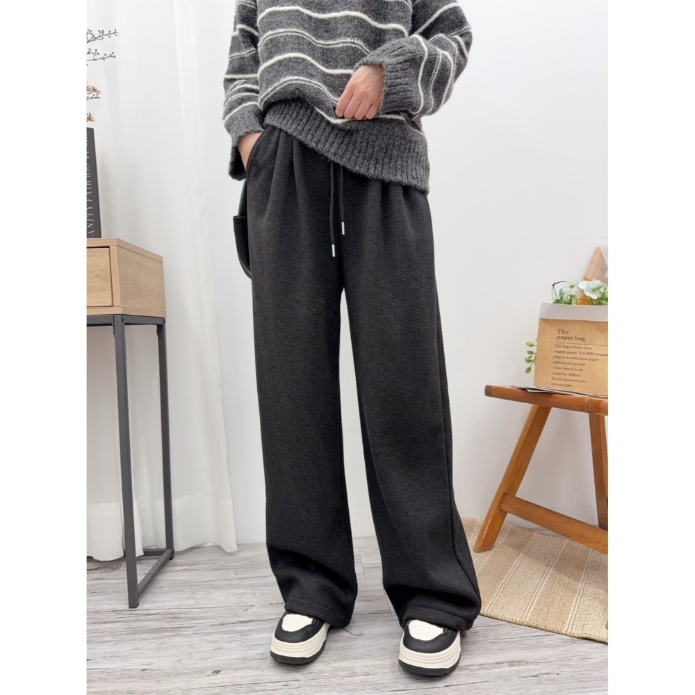 現貨𖤐兔子魚✓║L14512 女長褲 冬天長褲 加厚長褲 人字紋長褲 毛呢長褲 刷絨長褲 絨毛長褲 保暖長褲 寬鬆長褲-規格圖8