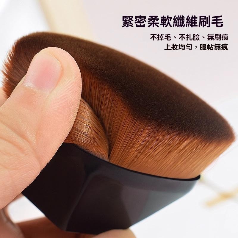 台灣24H出貨 魔術粉底刷平超密刷毛 無痕底妝 刷具不吃粉 均勻服貼 化妝刷 粉底刷不留刷痕 底妝刷 無痕服貼 化妝刷具-細節圖4