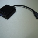 電腦上是MICRO HDMI孔轉成VGA孔