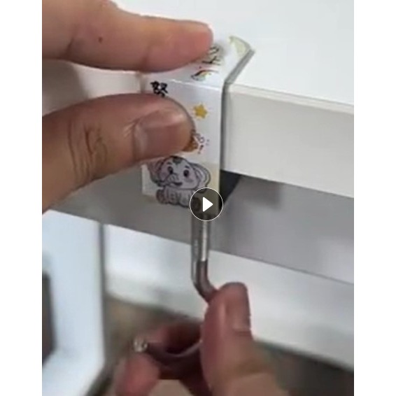 通用型 夾桌商品吊掛 商品掛鉤 商品吊勾 可用於桌面 板面 吊掛耳機  吊掛提帶 書包吊鉤 學校書桌吊勾-細節圖4