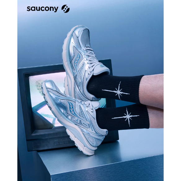 《4AM寅選》 Saucony索康尼 Kinvara4 k4 復古 跑鞋 跑步鞋 厚底鞋 復古鞋 戶外鞋 透氣 舒適-細節圖3