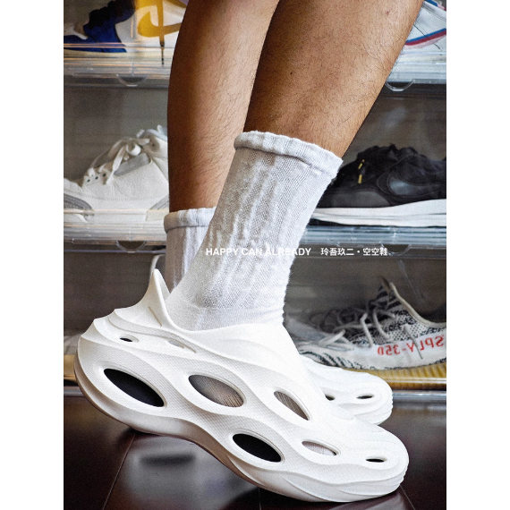 《4AM寅選》0592玲吾玖二 空空鞋 洞洞鞋 包頭鞋 透氣 舒適 防滑 沙灘 戶外 潮流 流行 穿搭-細節圖5