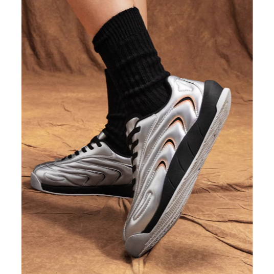 《4AM寅選》 Veidoorn維動 疾馳休閒運動鞋 平底鞋 黑武士 板鞋 增高 運動-細節圖4