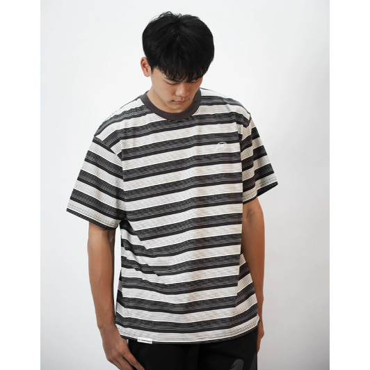 《4AM寅選》 NICEID 圓領美式條紋T 官方正品 美式 春夏 男女 落肩 印花 圓領 寬鬆 舒適親膚-細節圖2