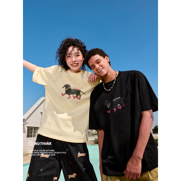 《4AM寅選》 Nuthink 臘腸狗潮流棉T 純棉 美式 春夏 男女 落肩 刺繡 圓領 寬鬆 舒適親膚-細節圖8