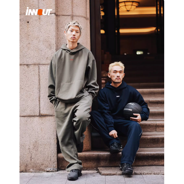 《4AM寅選》 iNNOUT 連帽標語運動套裝 官方正品 美式 男女 棉 寬鬆 舒適親膚 帽T-細節圖2
