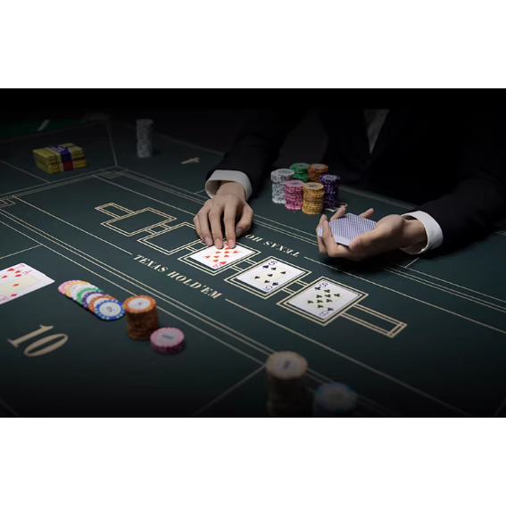 《4AM寅選》UNGROL 德州撲克 專業籌碼套裝 專業 完整 鋁箱 黏土 撲克牌 Texas hold＇em-細節圖6