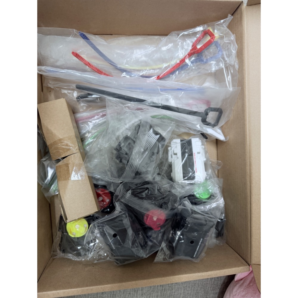 戰鬥陀螺 BeybladeX 出清 BX-31暴龍抽包01-05 共五包 贈拉條發射器X3隨機-細節圖3