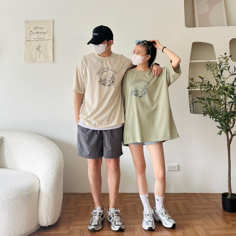 【快速出貨】現貨 韓系 短T 落肩素T 落肩 t恤 tee 男 oversize 情侶裝 上衣 短踢 寬鬆 露營 戶外-細節圖3