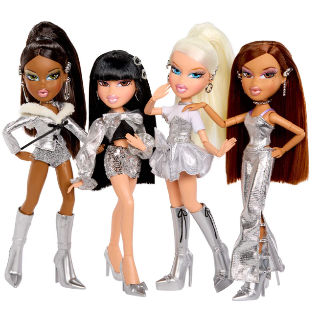 Bratz Charmz Cloe 克蘿伊時尚娃娃 銀色金屬風收藏款 全新未拆封-細節圖6
