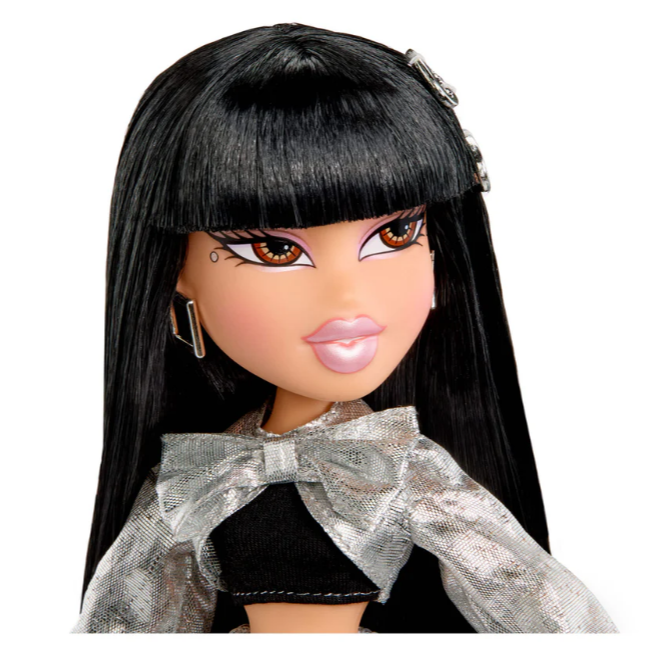 Bratz 貝茲娃娃 Charmz Jade 銀色派對造型收藏娃娃 全新未拆封-細節圖2
