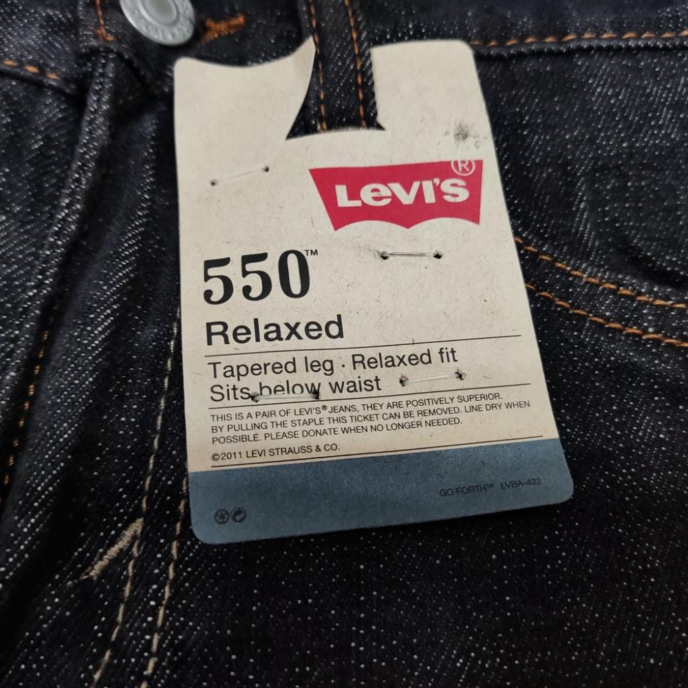 【童裝牛仔褲10-12歲賠售】美國LEVI S 550™ RELAXED FIT BOYS 亮黑原色牛仔褲中直筒24腰-細節圖3