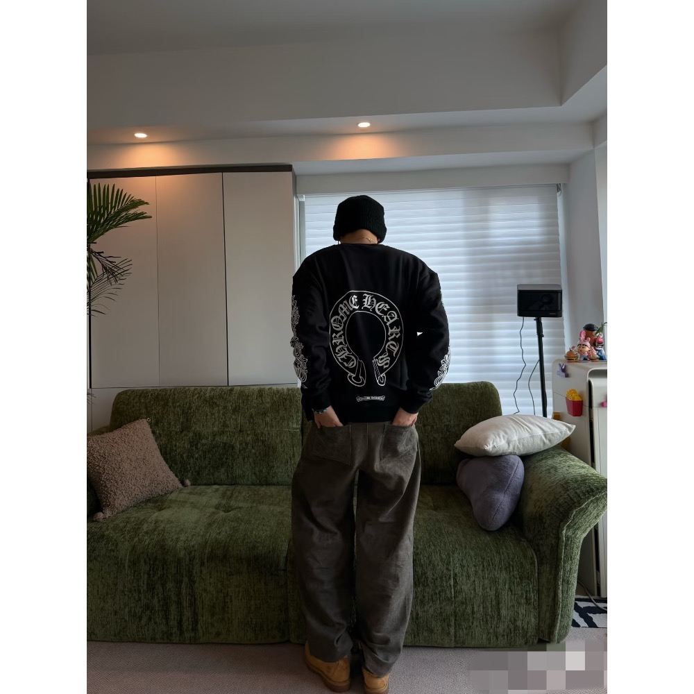 Chrome Hearts克羅心    鬆弛街頭感經典款馬蹄花臂圓領純棉長袖T恤男女同款-細節圖2