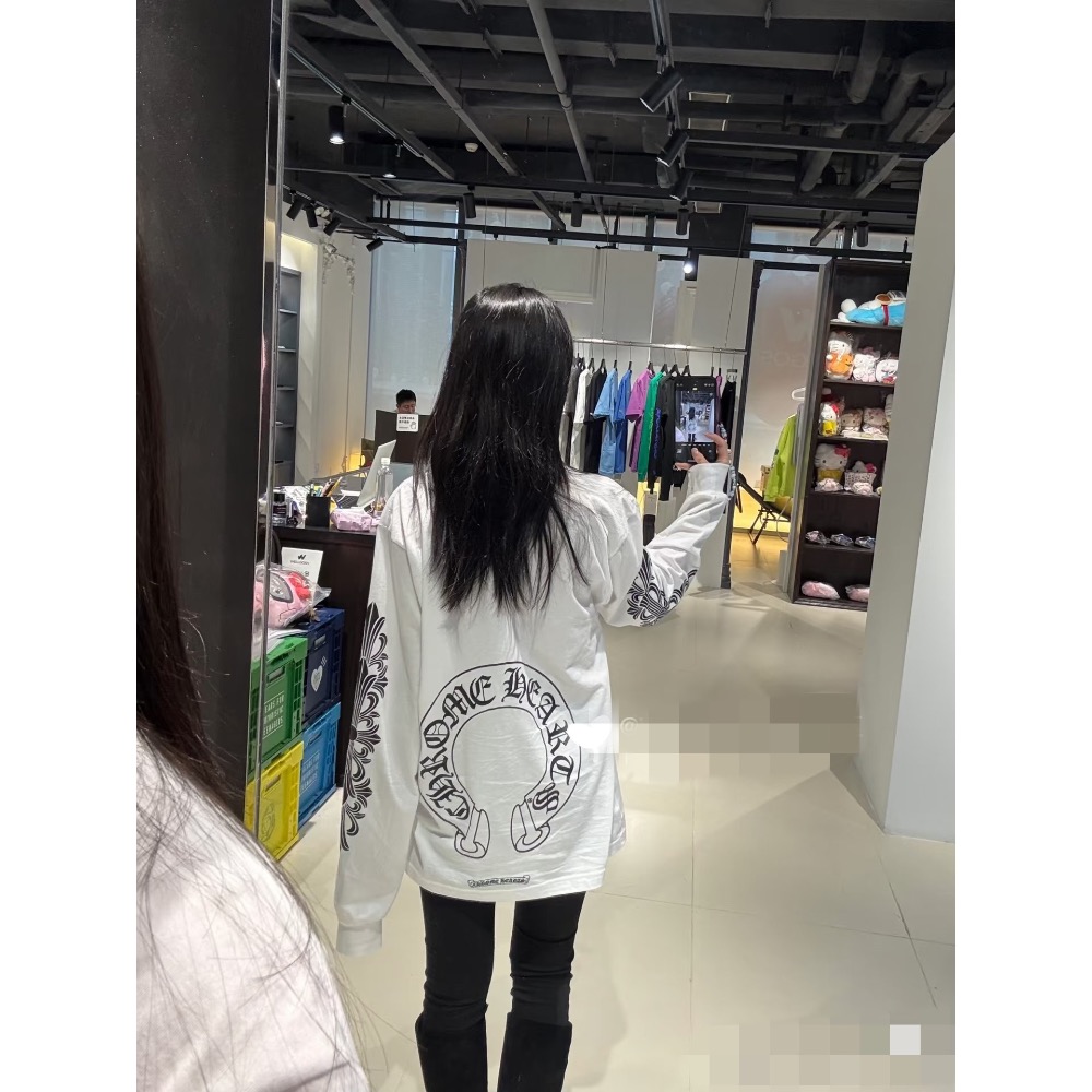 Chrome Hearts克羅心    鬆弛街頭感經典款馬蹄花臂圓領純棉長袖T恤男女同款-細節圖4