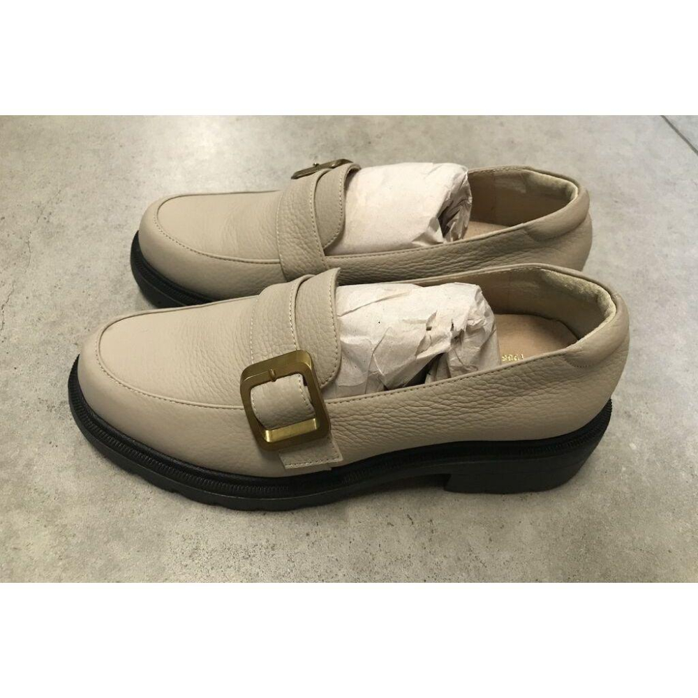 DIANA  真皮 柔軟牛皮環扣厚底樂福鞋 奶油-細節圖3