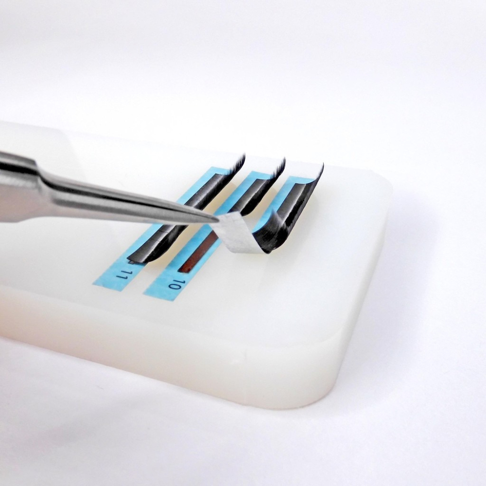 維多利亞 - 0.07 - 單尺寸排毛 - 深棕色【小惡魔 6D 開花 美睫 睫毛 假睫毛 卸睫 工具】-細節圖6