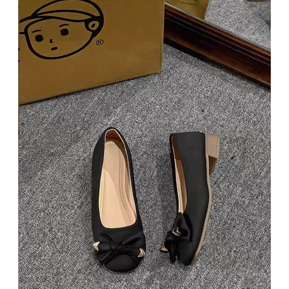 淺口蝴蝶結🎀金屬飾跟鞋-細節圖3