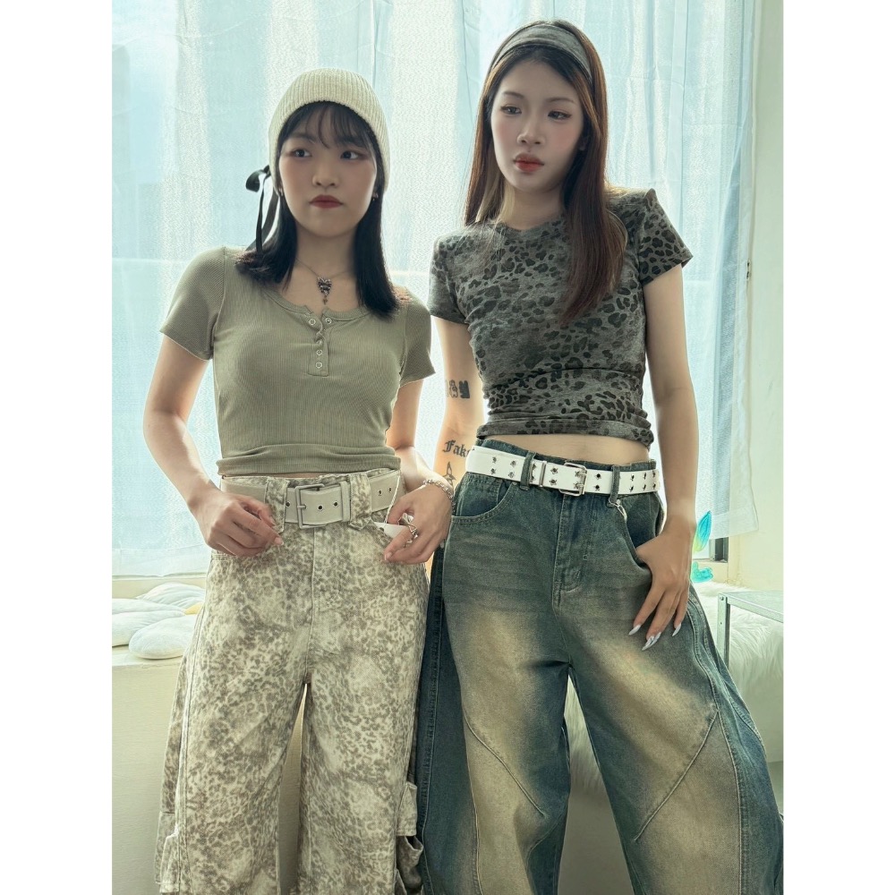 Jone.坑條壓扣罩杯上衣-細節圖4