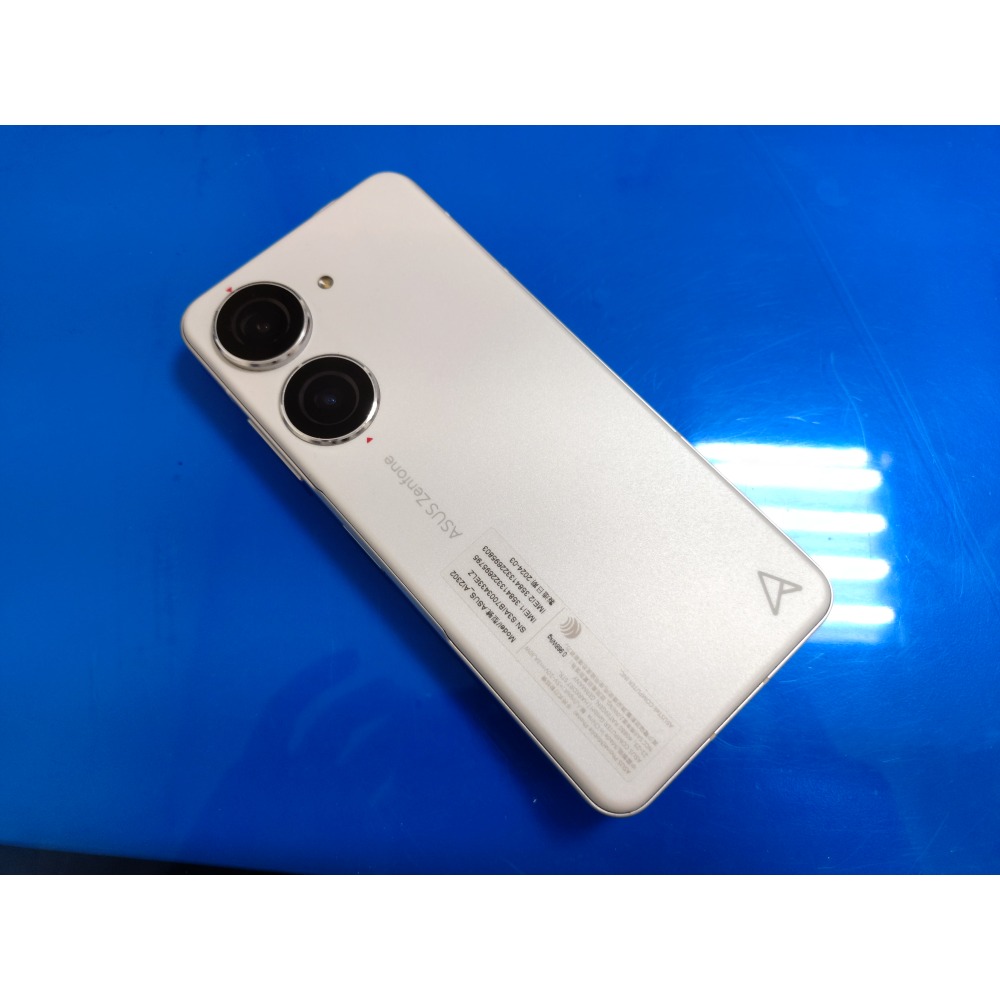 ASUS Zenfone 10 8G/256G 白-細節圖2