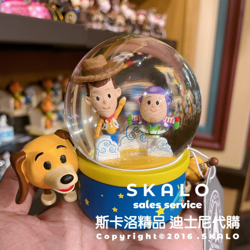 SKALO-［玩具總動員水晶球］上海迪士尼 玩具擺飾 胡迪 巴斯光年 交換禮物 生日 聖誕節 Disney