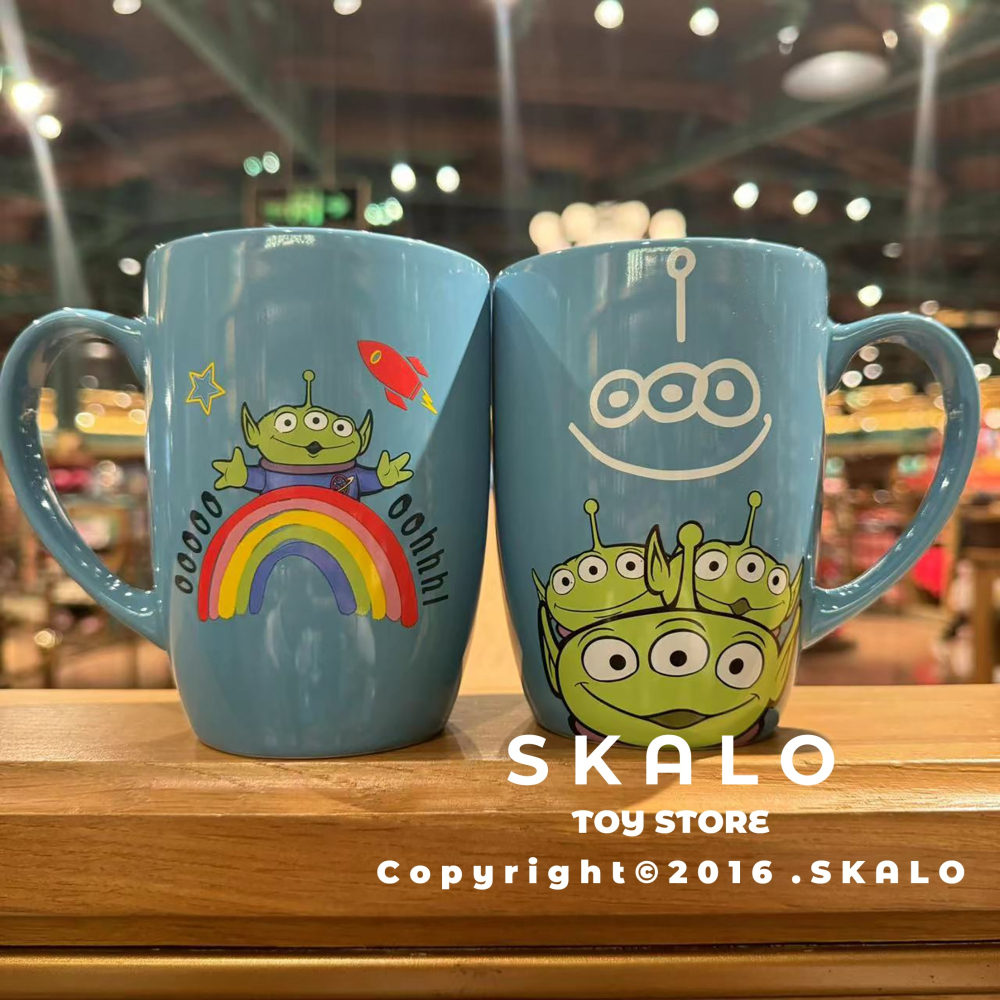 SKALO［玩具總動員經典馬克杯］迪士尼 火腿豬 抱抱龍 草莓熊 三眼怪 杯子-細節圖4