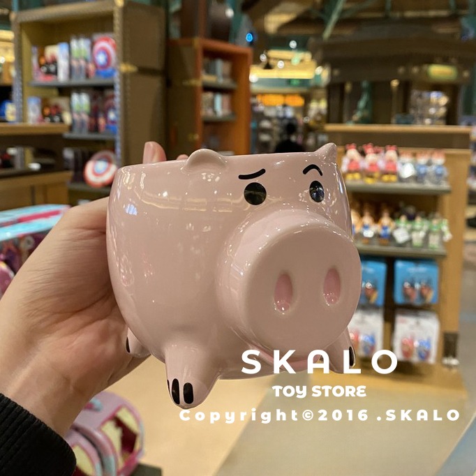 SKALO［玩具總動員-火腿豬馬克杯］上海迪士尼 杯子 水杯 禮物 火腿豬-細節圖3