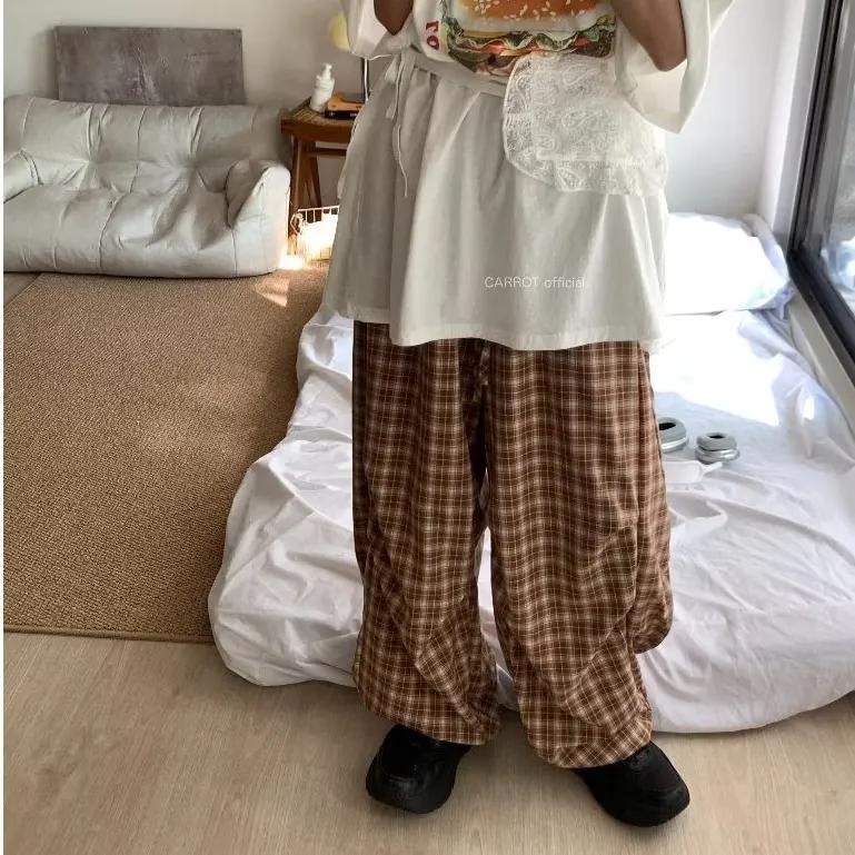 ᴄᴀʀʀᴏᴛ.ᴄᴏ購入  輕風格子!涼涼垂感寬褲 （奶咖色） °˖-細節圖3