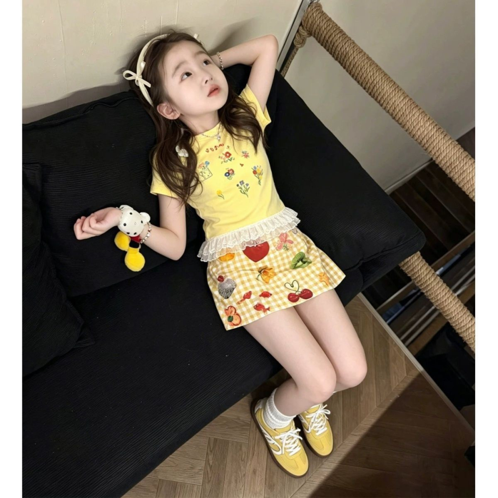 【小貝殼】女寶女童x套裝 多巴胺花朵蕾絲上衣/水果格子短裙兩件套 210210656-細節圖4