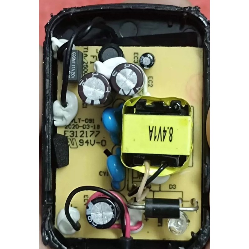 18650 2串 7.4V 8.4V 充電器 DC 充電器 充電線 1A-細節圖2