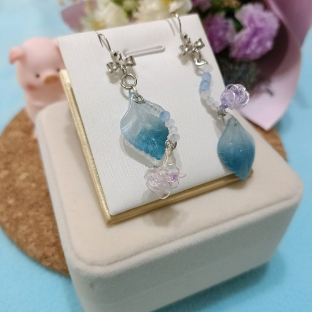 水晶花透紫不對稱耳環（1對）-細節圖5