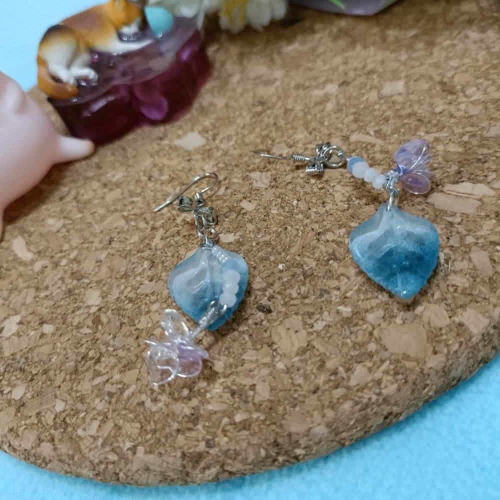 水晶花透紫不對稱耳環（1對）-細節圖9