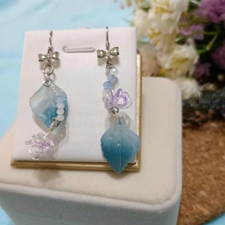 水晶花透紫不對稱耳環（1對）-細節圖10