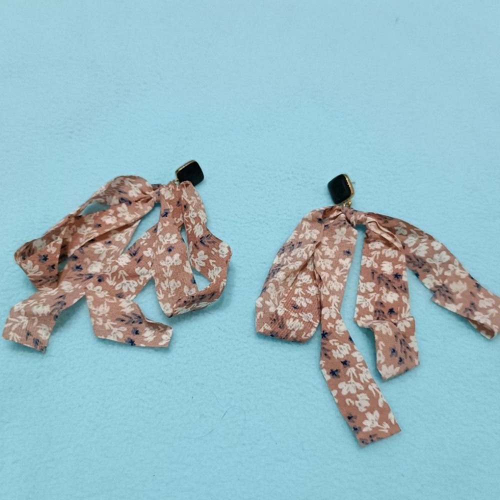 復古蝴蝶結絲帶耳針耳環(1對）-細節圖2