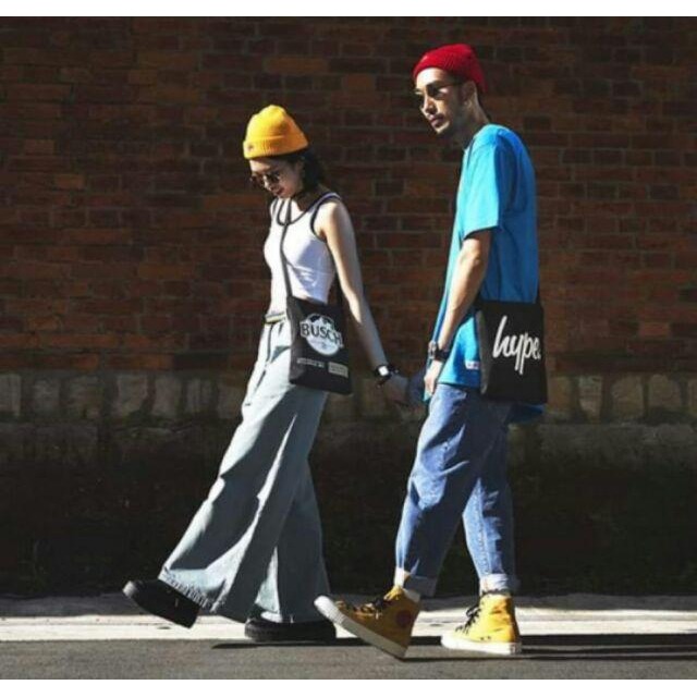 Hype × Busch聯名贈品斜背包-細節圖2