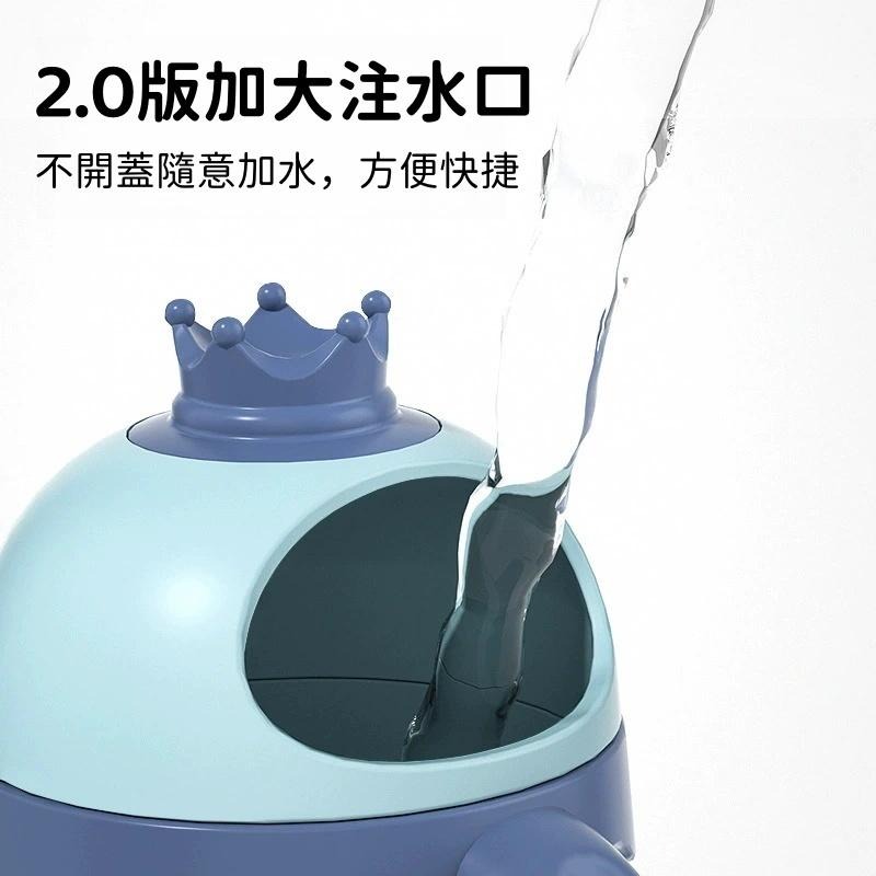 【苗栗現貨&含發票】 水勺 洗頭杯 洗頭水勺 500ml大容量 雙排孔排水 加大注水口 皇冠造型 沐浴好幫手 洗頭輔助-細節圖3