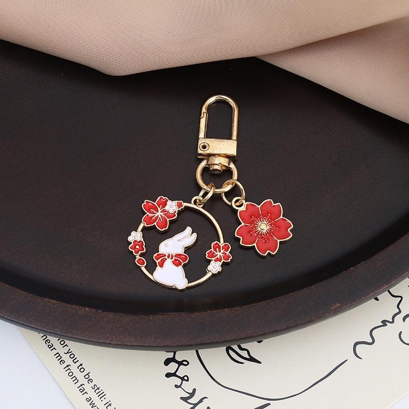 【森圈小物 台灣現貨】兔子 花環 吊飾 櫻花 鑰匙圈 包包 掛件 AirPods 掛飾 可愛 韓版 日系 聖誕 禮物-細節圖8