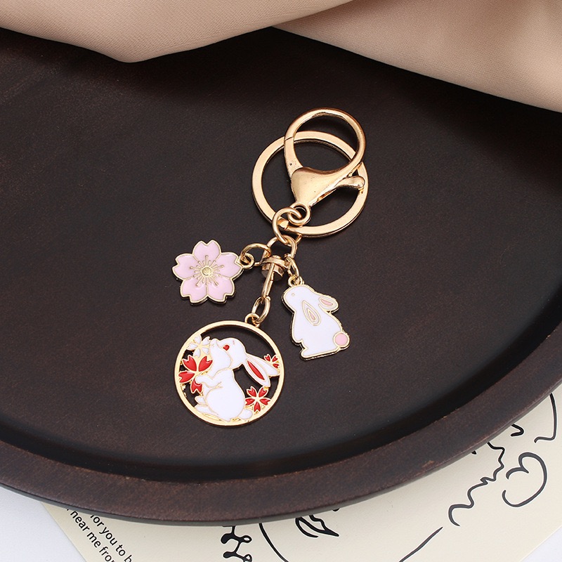 【森圈小物 台灣現貨】兔子 花環 吊飾 櫻花 鑰匙圈 包包 掛件 AirPods 掛飾 可愛 韓版 日系 聖誕 禮物-規格圖9