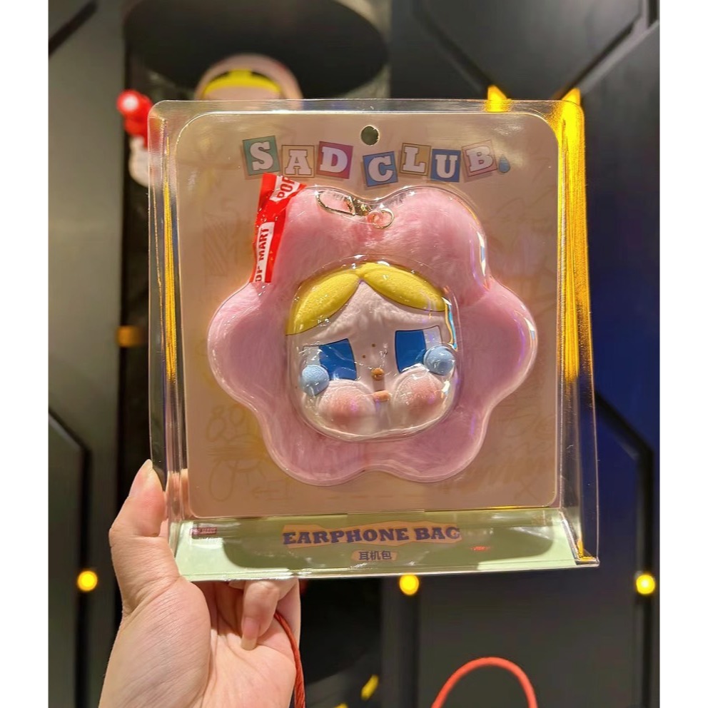 【🌸 公司正貨 泡泡瑪特 Crybaby 哭娃花朵耳機包🌸/數量有限/售完不補】-細節圖6
