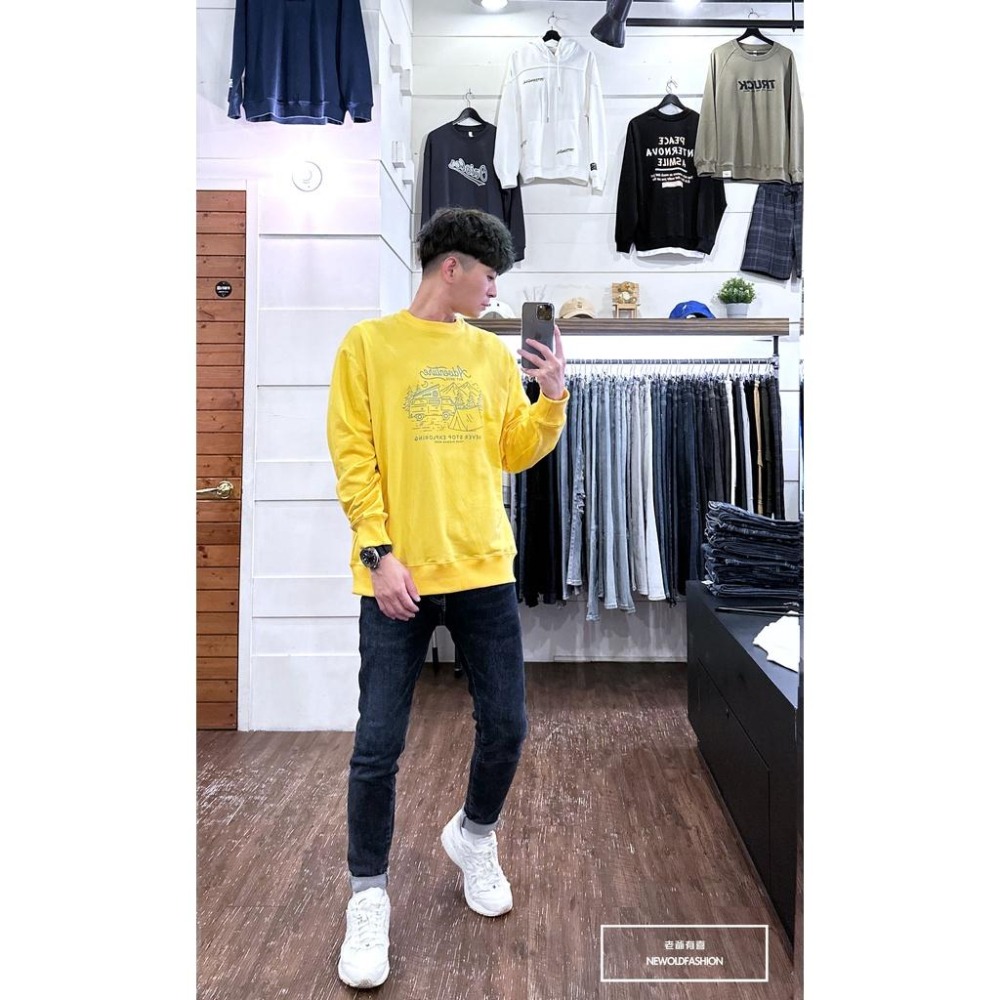 『老爺有喜』重磅holiday露營大學Ｔ-黃(NOF2210W004)-細節圖5