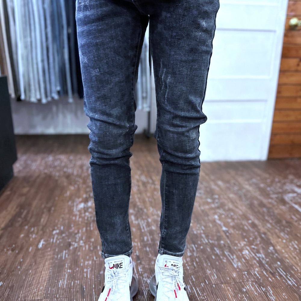 『新品上市』重磅N口袋刷舊抓痕小直筒牛仔褲(NOF23043685)-細節圖3