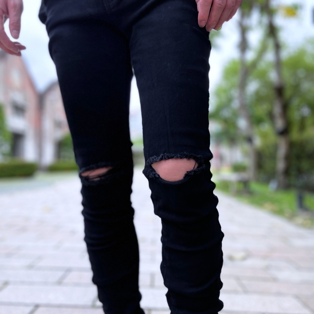 『新品上市』重磅雙膝破壞小直筒褲(NOF2204D004)-細節圖2