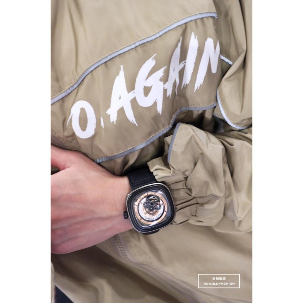 『老爺有喜』Again反光條立領防風外套-卡其-細節圖6