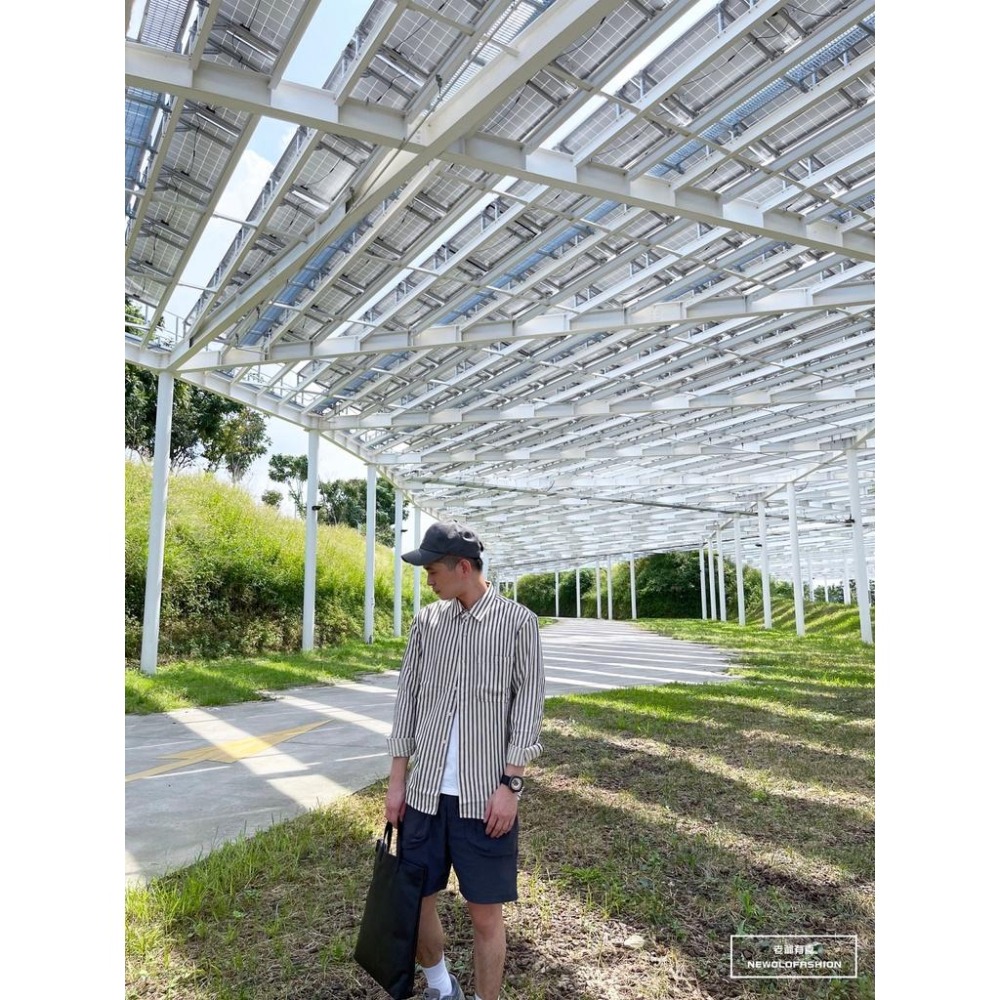 『老爺有喜』重磅麻料框線直條襯衫(NOF21092104)-細節圖3