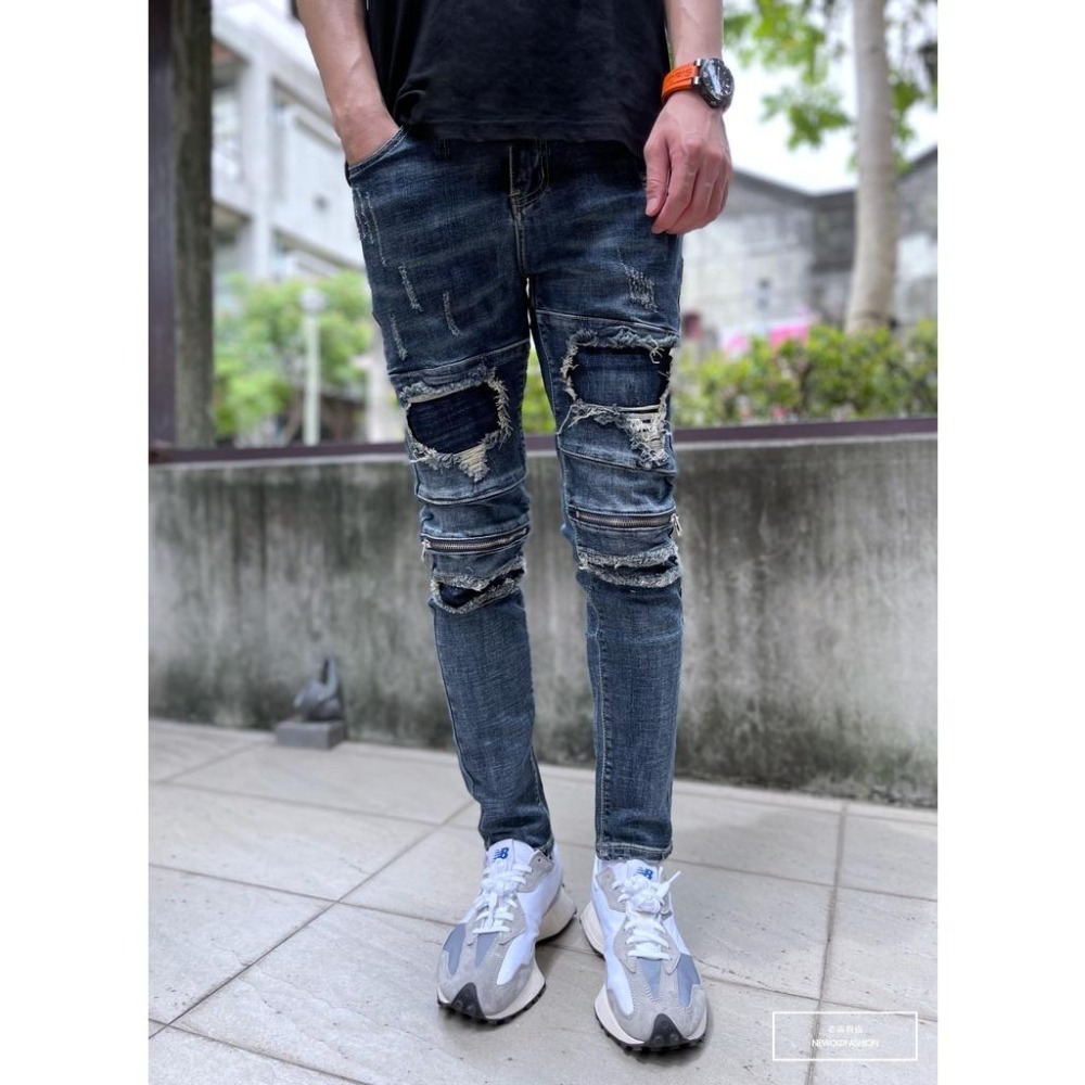 『老爺有喜』重磅深藍補丁膝拉鍊小直筒褲 機車褲 彈性牛仔破褲 顯瘦修身窄管 補丁破壞牛仔褲(NOF22033330)-細節圖2
