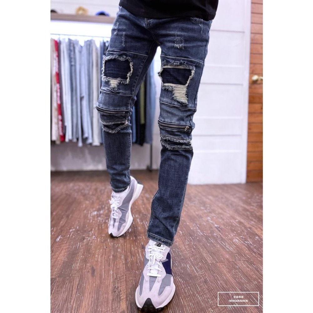 『老爺有喜』重磅深藍補丁膝拉鍊小直筒褲 機車褲 彈性牛仔破褲 顯瘦修身窄管 補丁破壞牛仔褲(NOF22033330)-細節圖3