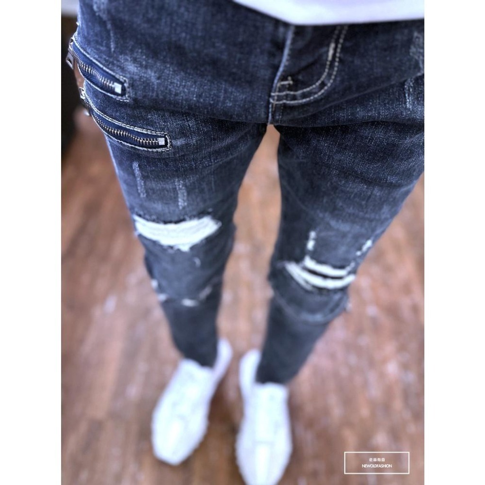 『新品上市』重磅雙槓多拉鍊破壞小直筒 機車褲 彈性抽鬚 牛仔破褲 顯瘦修身窄管 補丁破壞牛仔褲(NOF22093693)-細節圖3