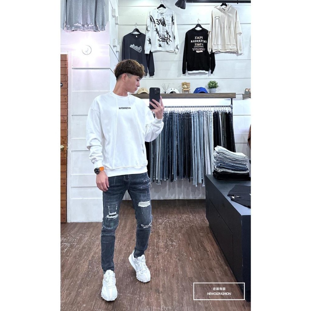 『新品上市』重磅雙槓多拉鍊破壞小直筒 機車褲 彈性抽鬚 牛仔破褲 顯瘦修身窄管 補丁破壞牛仔褲(NOF22093693)-細節圖7